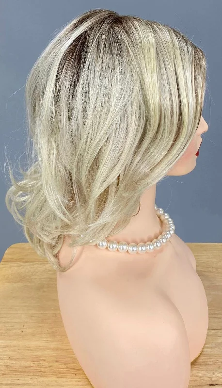 SALE!! "Americana" (Bombshell Blonde) BELLE TRESS Luxury Wig